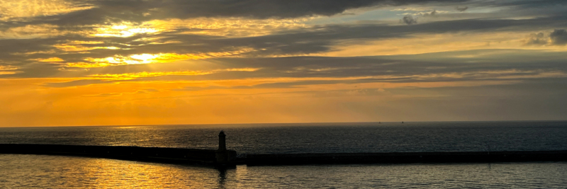 Sunset-Kavakliburun-Bay-Kusadasi-Turkey